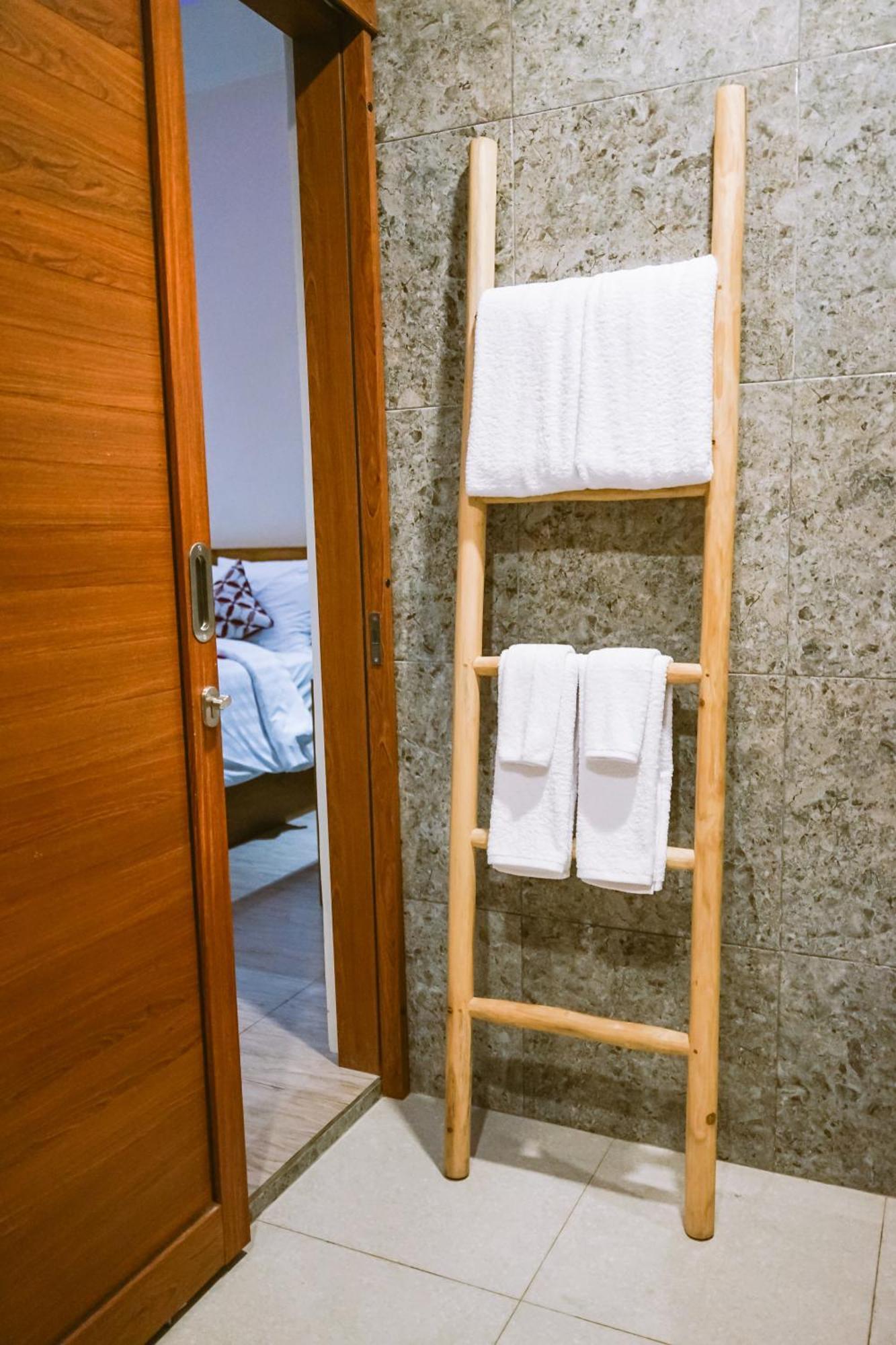 HOKYY Accommodation Ubud Esterno foto