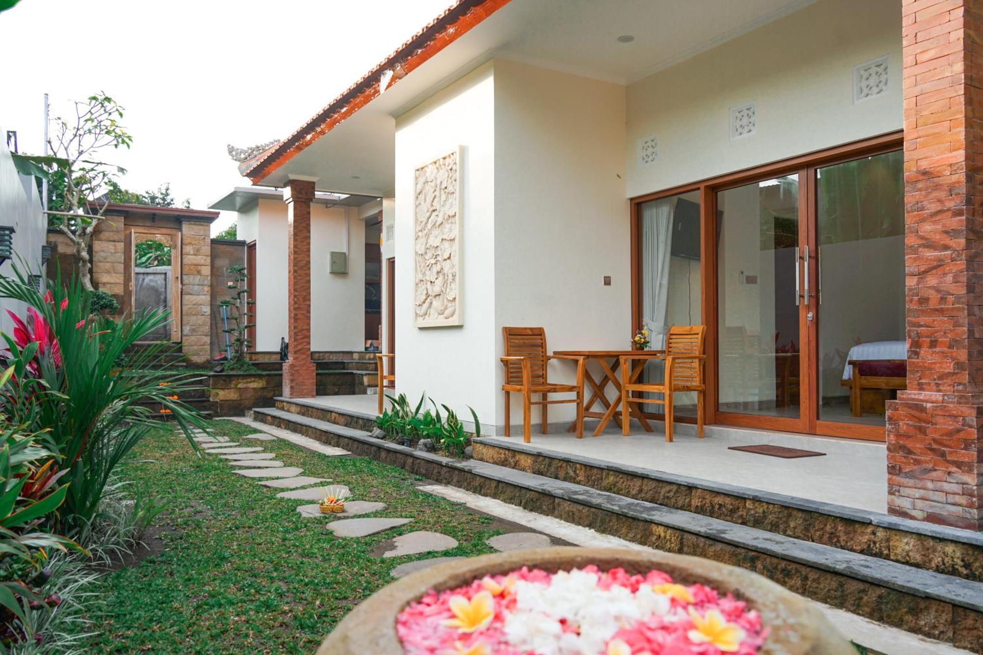 HOKYY Accommodation Ubud Esterno foto